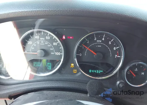 2016 Jeep Wrangler Unlimited Sahara z USA, uszkodzony, nr VIN 1C4BJWEG9GL194499